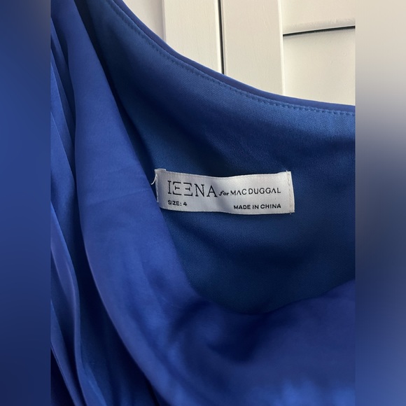 NWT IEENA MAC DUGGAL One Shoulder Asymmetric Bishop Sleeve Gown size 4 - Picture 7 of 8